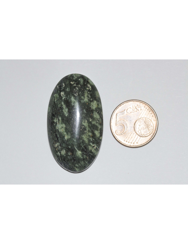 Jade (Nefriet) - oval (2)